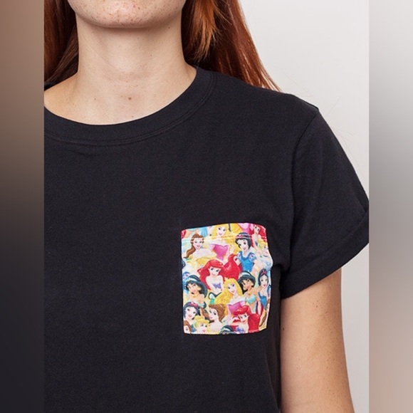 Vans x Disney Princess Pocket T-Shirt | Size Medium| - Picture 4 of 12